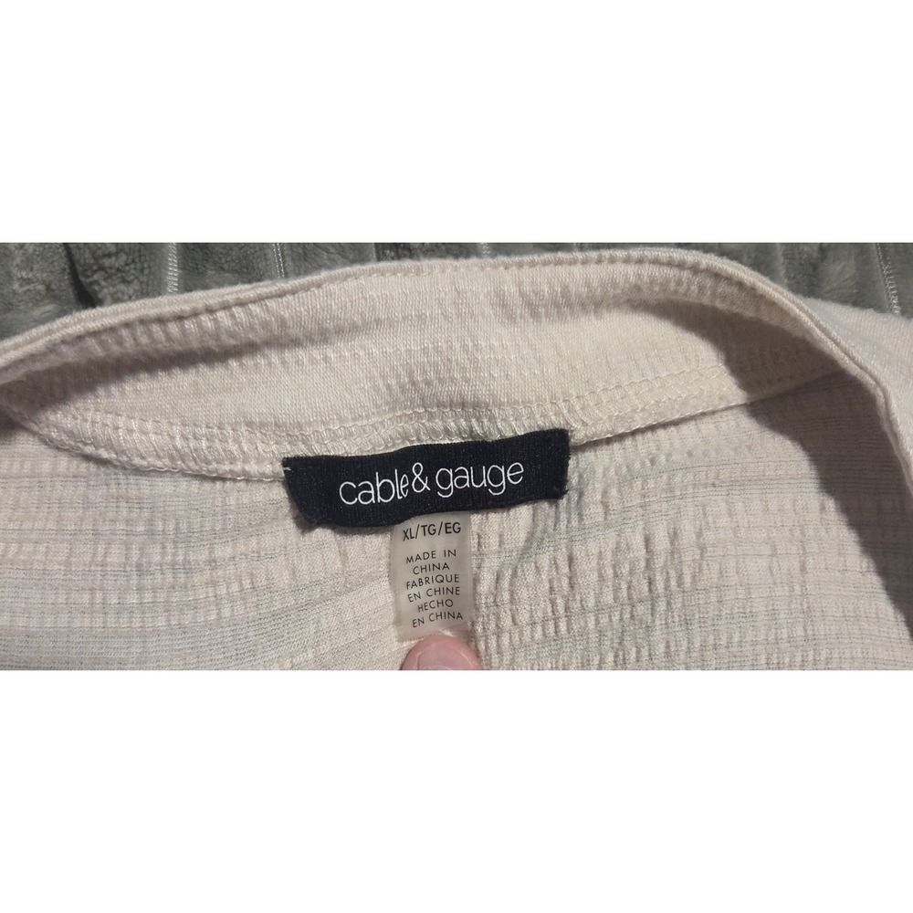 Cable & Gauge Blouse Top XL Beige Textured Button Front Short Sleeve Normcore - Picture 3 of 5